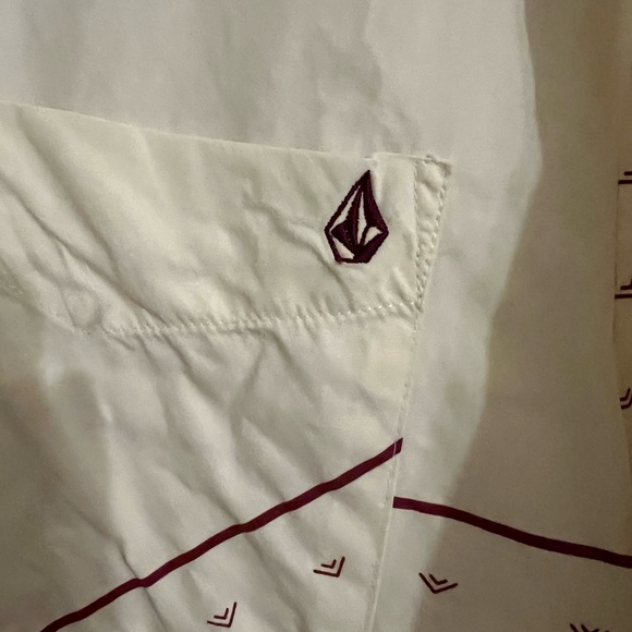 Volcom Corp Classic, Classic Fit, Short Sleeve Button Up - Picture 5 of 5